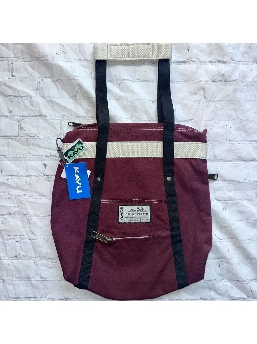 NWT Kavu Maroon Canvas Tote Backpack Bag